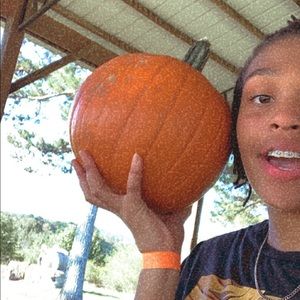 Meet your Posher, Gabrielle